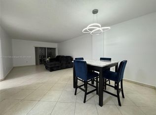 400 Kings Point Dr APT 411, Sunny Isles Beach, FL 33160