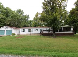 7215 Smith Rd, Williamsfield, OH 44093