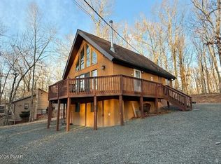 103 Laurel Rd, Lackawaxen, PA 18435