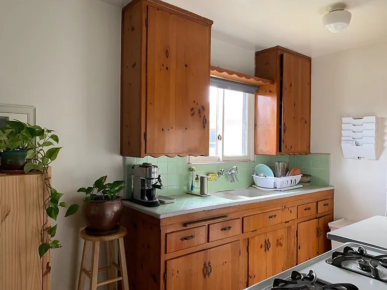 4267 McLaughlin Ave #B — Photo 5