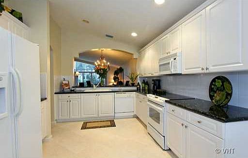 4th image of 7120 Prado Lake Dr