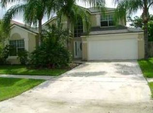 9402 Aegean Dr, Boca Raton, FL 33496