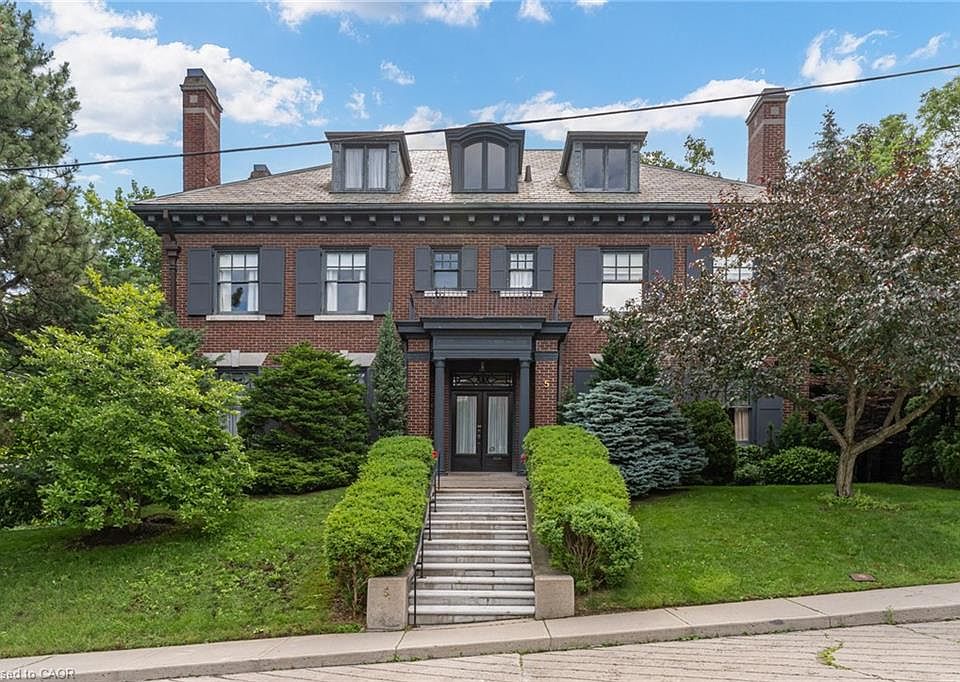 1st image of 5 Undercliffe Ave