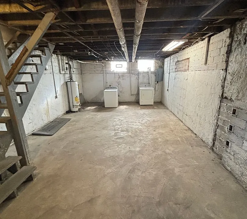 289 E 18th Ave