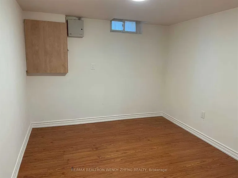 91 William Honey Cres #BASEMENT — Photo 9