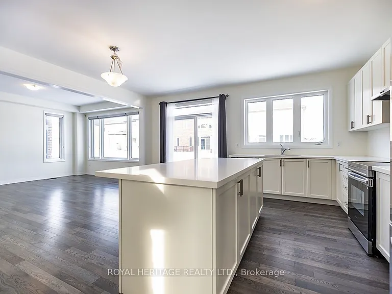 289 Flavelle Way — Photo 12