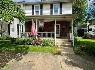 617 Lawrence St, Ironton, OH 45638