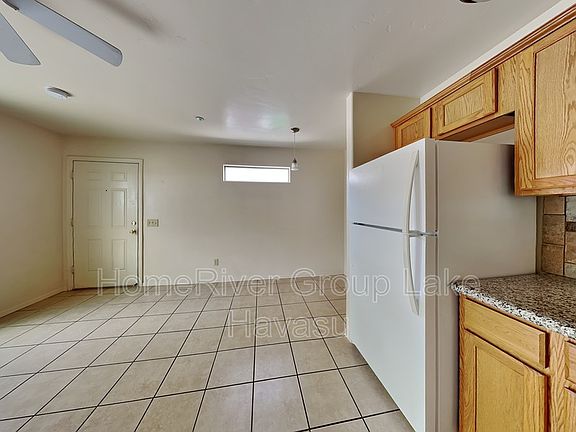 5th image of 1140 Avalon Ave Unit 106