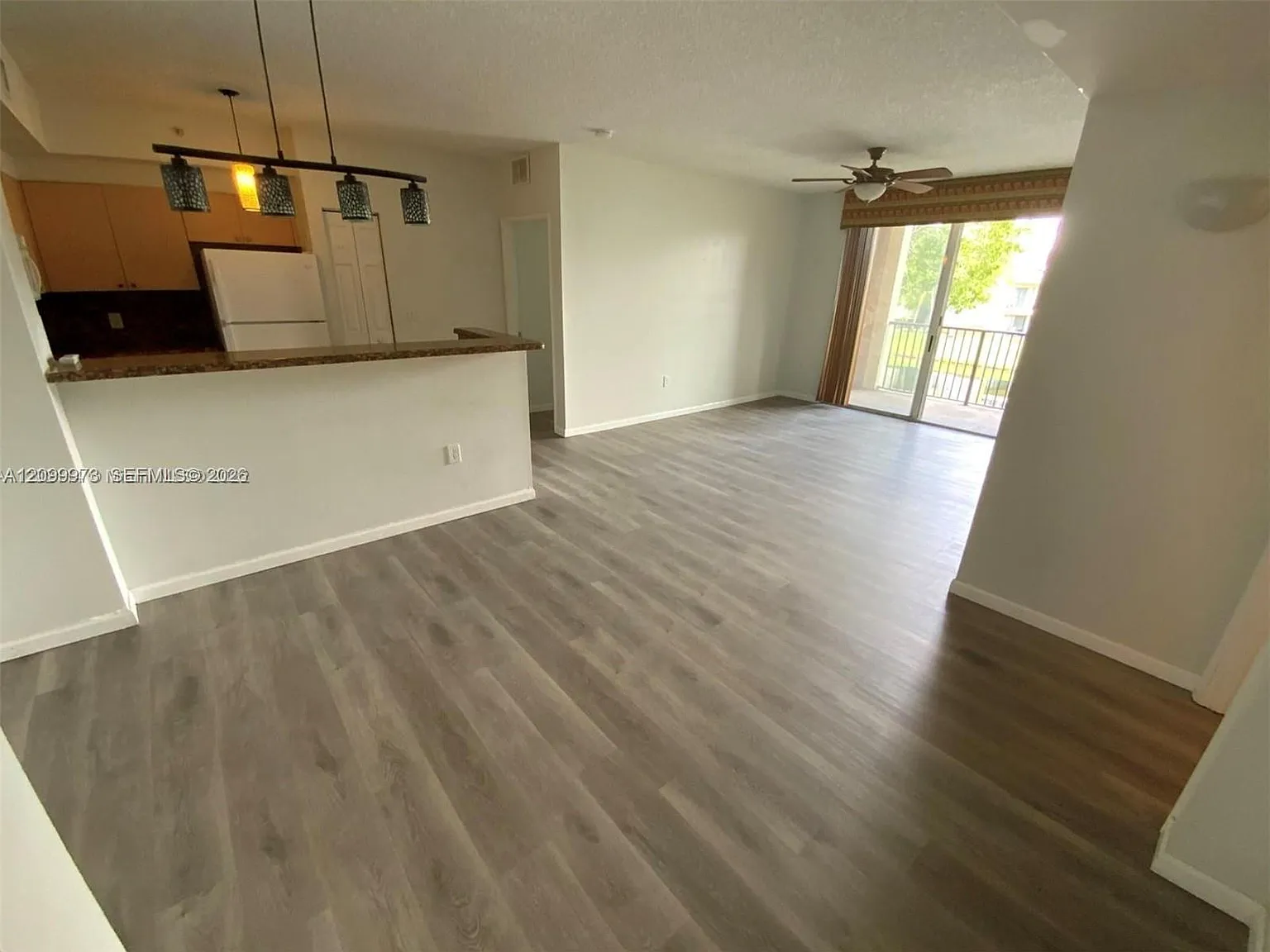 El-Ad Nob Hill Condo — Photo 4