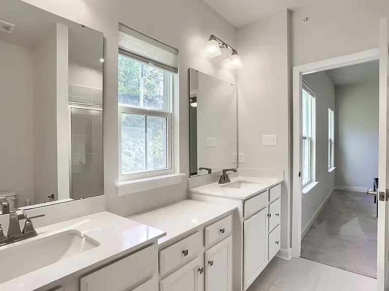 137 Moyer Hill Dr — Photo 35