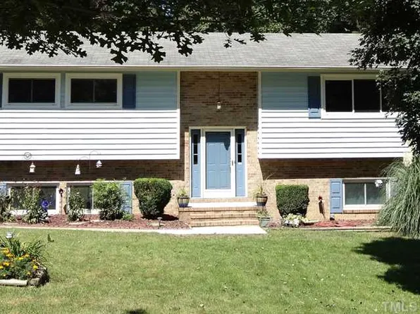 1802 Chandellay Dr, Durham, NC 27705