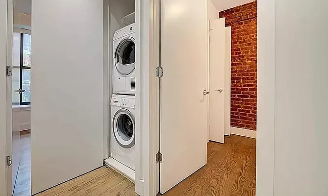 Rented by REAL New York | media 3