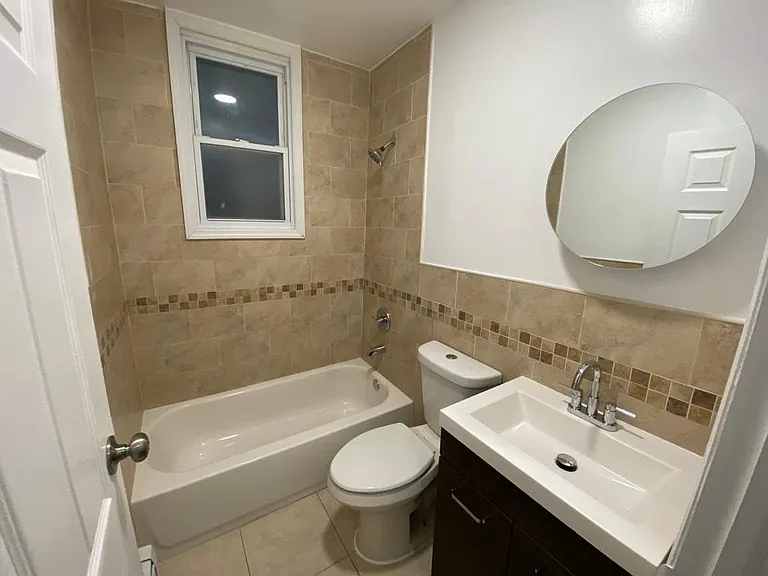 90 W 20th St #A — Photo 2