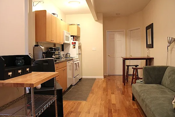 Rented by Maz Group NY | media 42