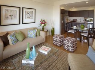 1315 Boylston St, Boston, MA 02215