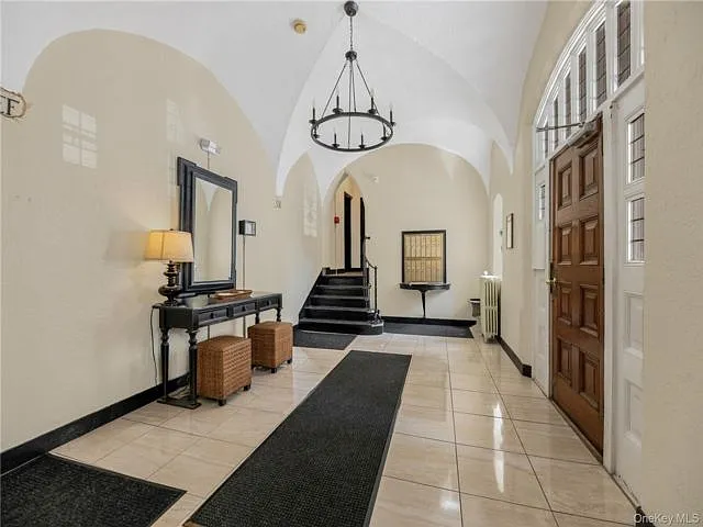 26 Pondfield Rd W #1D — Photo 3