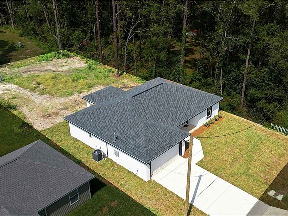 2nd image of 20615 SW Robin Dr