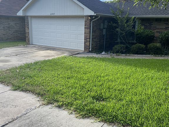 2nd image of 2207 Placid Dr