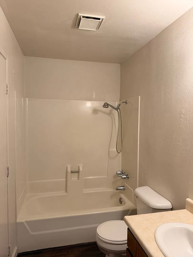3048 Catalpa Ct Units 1-4, Redding, CA 96002 — Photo 3