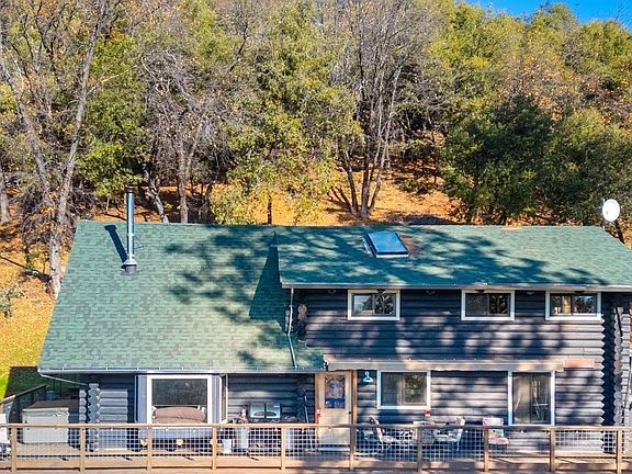 4th image of 16144 Big Hill Rd