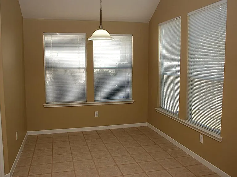 18330 Wild Lilac Trl — Photo 7