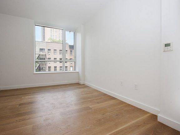 3rd image of 301 E 61st St APT 3A