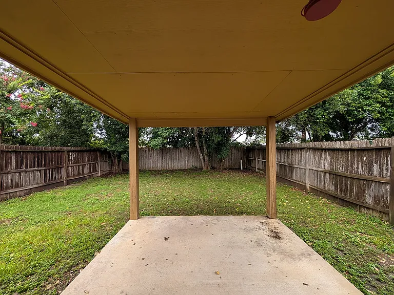 956 Misty Acres Dr — Photo 19