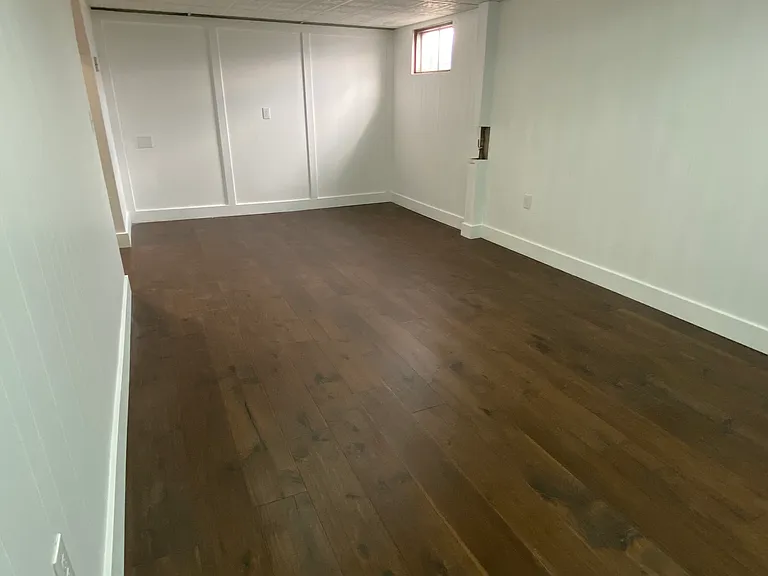 8728 S 1185 E — Photo 29