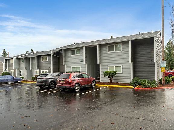 4th image of 15994 E Burnside St #48