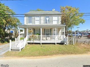 1114 Smithville St, Annapolis, MD 21401
