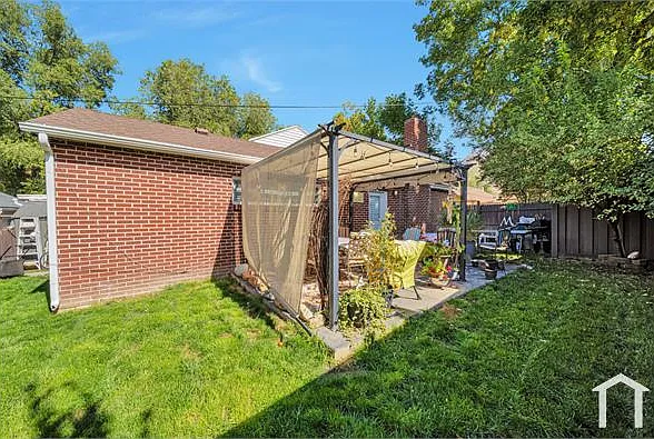 2934 W Ryan Dr #B — Photo 4