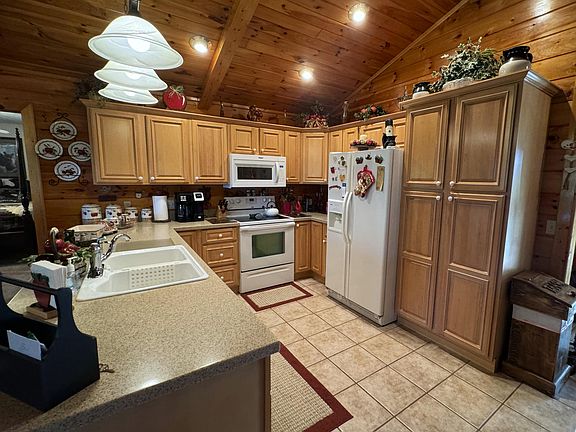 5th image of 325 Oak Hammock Lane