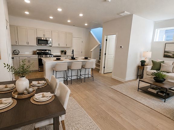 2nd image of 2860 S Kinsey Ct #38