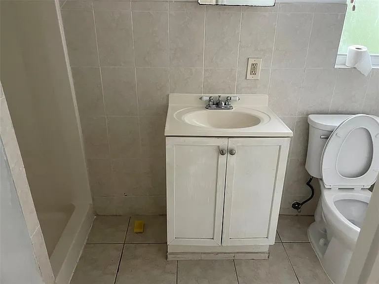 8580 SW 23rd Pl — Photo 13