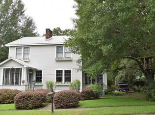 206 Lee St, Chickasaw, AL 36611