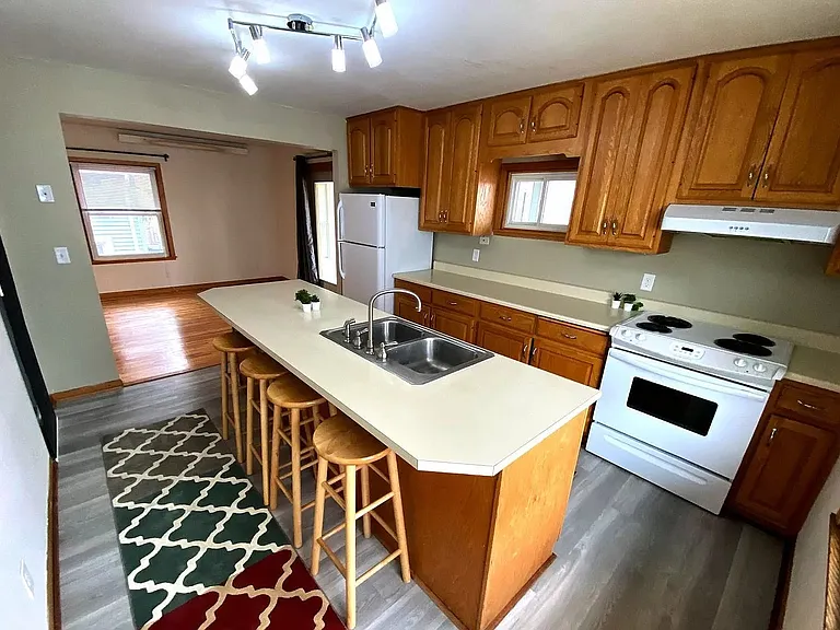 3541 Aldrich Ave S #2 — Photo 2