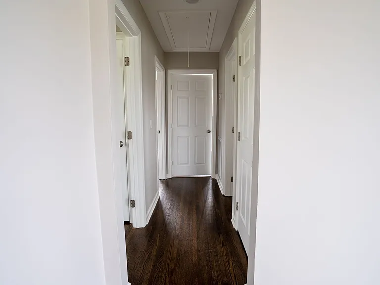 3914 Creekside Dr — Photo 12