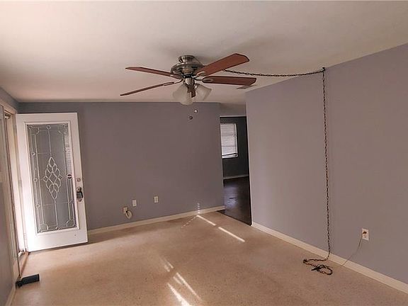 5th image of 1702 Aqua Ln
