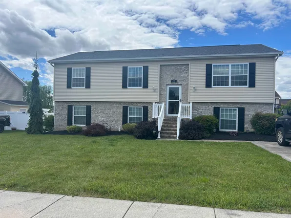135 Clara Ct, Harrisonburg, VA 22802