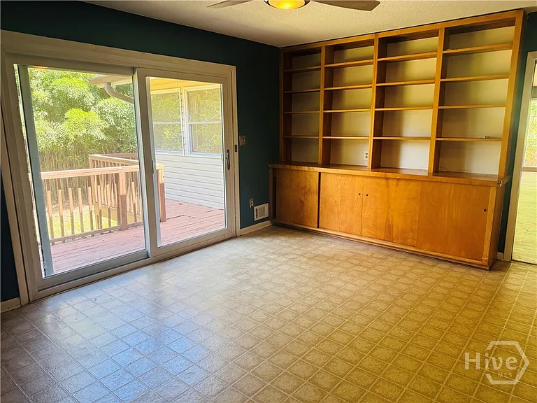 175 Homestead Dr — Photo 11