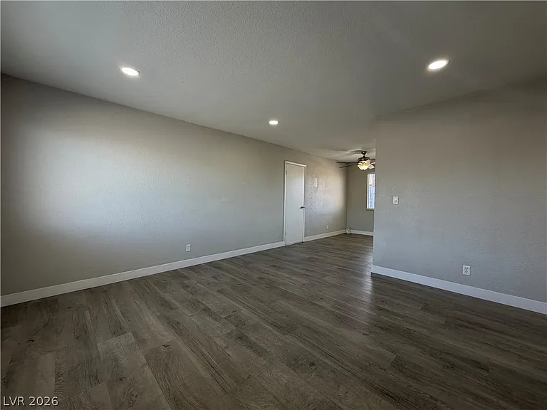6336 Brittany Way — Photo 2