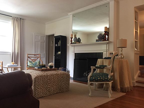 2nd image of 216 W Avondale Dr