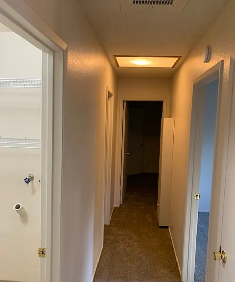 5065 Charmian Dr — Photo 11