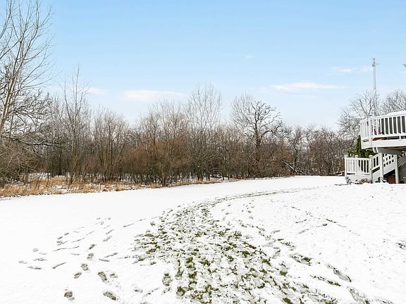 3rd image of 4886 Monarch Dr #15
