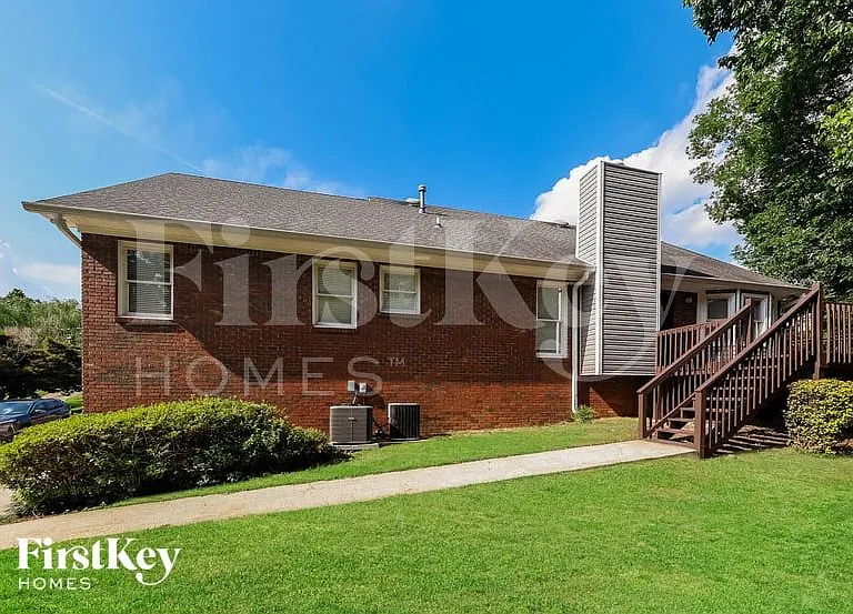 5263 Highland Trace Cir — Photo 14