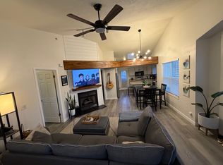 585 E Briarsprings Cir, Midvale, UT 84047