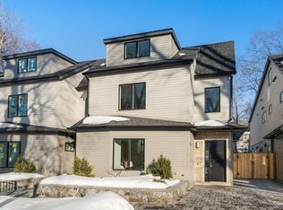 956 Walnut St #3, Newton Highlands, MA 02461