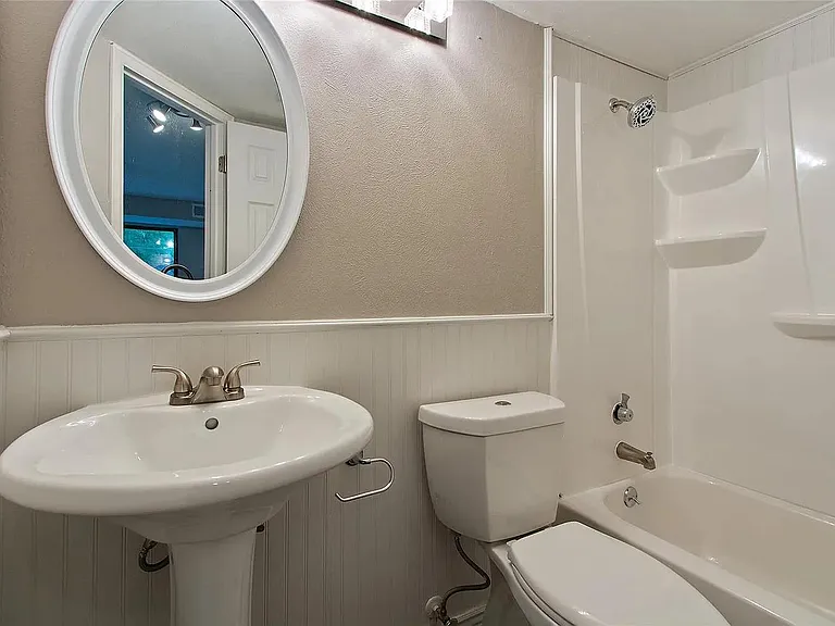 5250 S Huron Way #1-204 — Photo 3