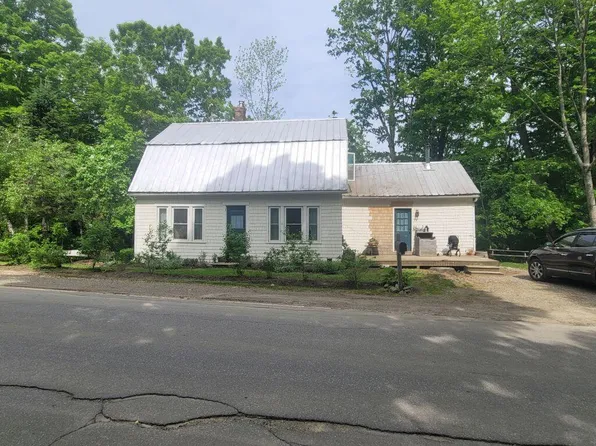 33 High Street, Freedom, ME 04941