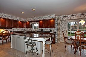 2nd image of 5 Argyle Way